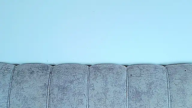 alana pink95 online show from November 8, 2025, 10:15 am