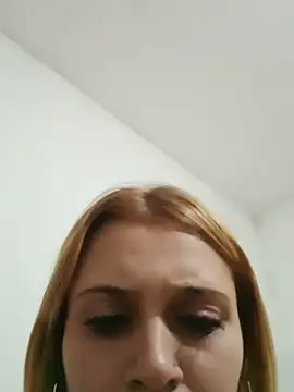 Snapshot of larubia_arg chatting on June 25, 2026, 4:12 am larubia arg online show from June 25, 2026, 4:12 am