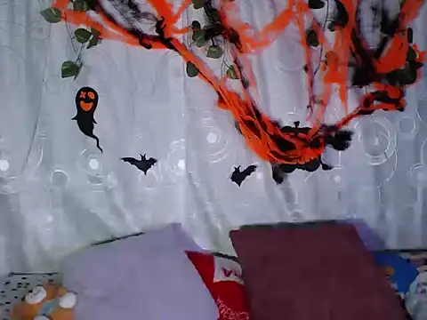 connor michael01 online show from October 30, 2025, 7:36 pm