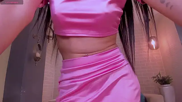 BellaConnorX online show from February 25, 2026, 4:00 am