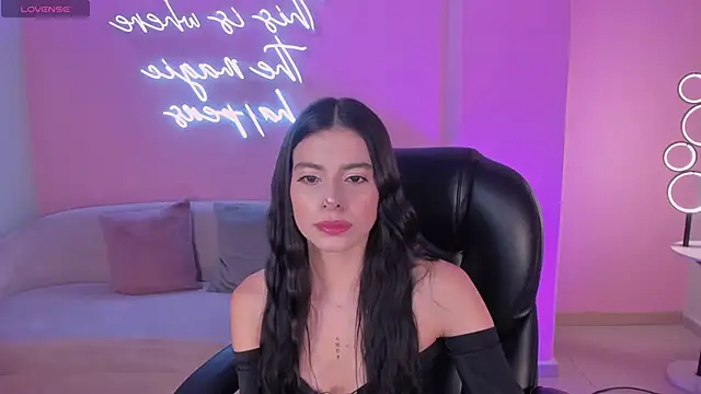 Snapshot of BellaConnorX chatting on June 18, 2026, 5:19 am BellaConnorX online show from June 18, 2026, 5:19 am