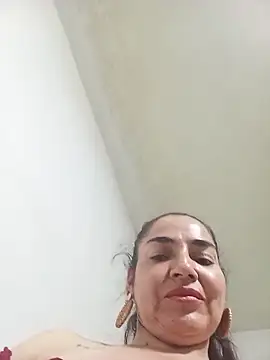 MaryRoze  online show from April 19, 2026, 1:16 am