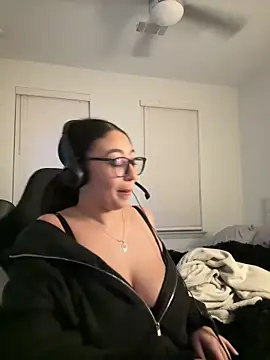 minha baby online show from March 7, 2026, 2:19 am