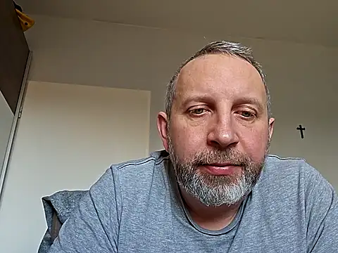 Snapshot of ghost430000 chatting on November 16, 2025, 10:32 am ghost430000 online show from November 16, 2025, 10:32 am