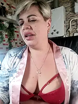 MilkySky online show from February 8, 2026, 7:50 pm