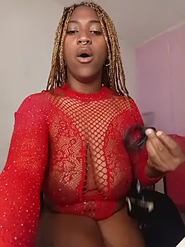 EvonyFoxxx online show from June 1, 2026, 11:06 pm