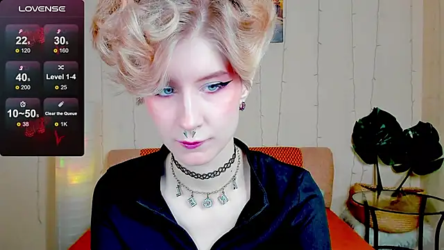 Angel Julles online show from November 13, 2025, 1:04 am