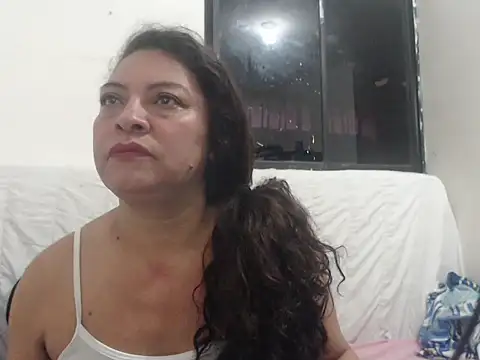 Snapshot of naughty_milf69 chatting on November 8, 2025, 10:48 am naughty milf69 online show from November 8, 2025, 10:48 am