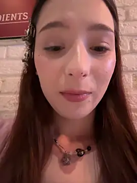 LilluKatten online show from February 3, 2026, 11:26 am