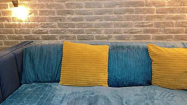 Di Andra online show from February 18, 2026, 5:42 pm