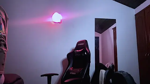 3v1l online show from November 11, 2025, 4:12 am