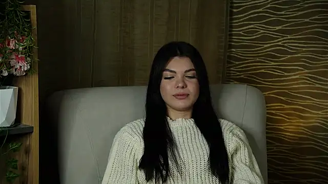 TarshaVrsery online show from November 3, 2025, 12:06 pm