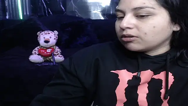 Snapshot of lehia_285 chatting on April 6, 2026, 1:12 pm lehia 285 online show from April 6, 2026, 1:12 pm