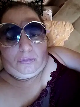 Snapshot of UnheardThing7 chatting on October 31, 2025, 12:50 pm UnheardThing7 online show from October 31, 2025, 12:50 pm