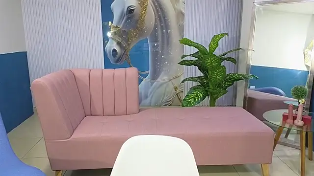 amy lovelydoll online show from April 16, 2026, 7:03 pm