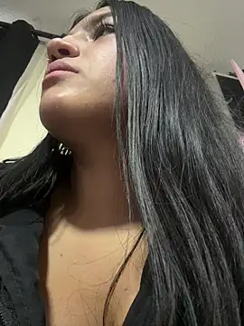 Snapshot of Samantha_firee chatting on March 12, 2026, 11:27 am Samantha firee online show from March 12, 2026, 11:27 am