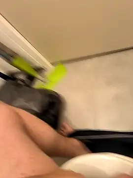 Snapshot of Siegwards chatting on October 31, 2025, 1:28 am Siegwards online show from October 31, 2025, 1:28 am