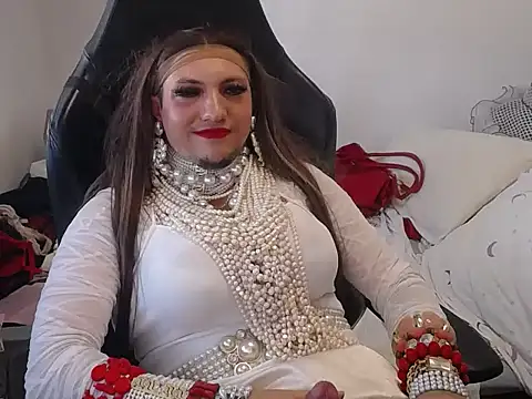 VanesaCrossic online show from June 26, 2026, 10:52 am