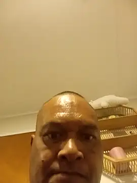 Snapshot of Cayde36 chatting on January 5, 2026, 5:49 pm Cayde36 online show from January 5, 2026, 5:49 pm