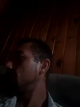 Snapshot of Guilherme30oliv chatting on March 1, 2026, 4:25 am Guilherme30oliv online show from March 1, 2026, 4:25 am