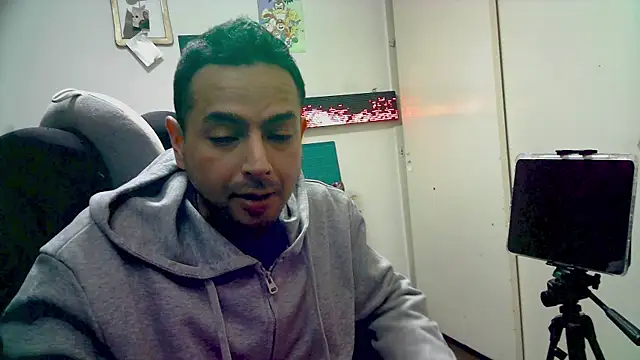 YoungStallionXL online show from February 25, 2026, 7:40 am