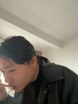 Snapshot of daaqnn chatting on March 22, 2026, 11:41 pm daaqnn online show from March 22, 2026, 11:41 pm