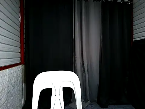 xwildflowerx online show from December 1, 2025, 3:22 am