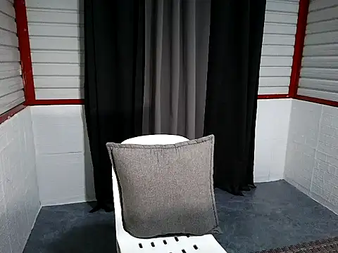 xwildflowerx online show from March 19, 2026, 10:52 am