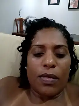 Maliaebonyfetish online show from January 13, 2026, 2:39 am