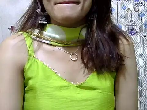 Snapshot of maira_33 chatting on January 16, 2026, 9:02 am maira 33 online show from January 16, 2026, 9:02 am