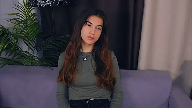 JoelleAter online show from November 1, 2025, 2:19 pm