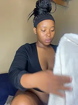 MiyaXo2 online show from February 19, 2026, 7:54 pm