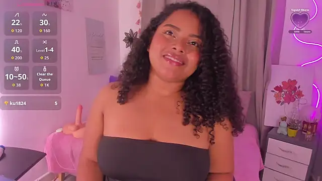 Snapshot of alanaa_gomezz chatting on January 7, 2026, 9:06 pm alanaa gomezz online show from January 7, 2026, 9:06 pm