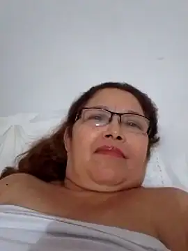 Cessi50 online show from February 10, 2026, 2:26 am