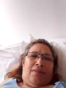 Snapshot of Cessi50 chatting on May 23, 2026, 1:59 pm Cessi50 online show from May 23, 2026, 1:59 pm