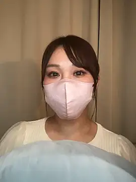 Snapshot of reika33 chatting on November 15, 2025, 9:17 am reika33 online show from November 15, 2025, 9:17 am