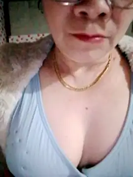 small-house123 online show from February 1, 2026, 12:26 pm