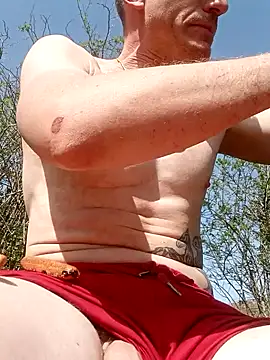 jigglethaypussi online show from April 8, 2026, 11:54 am