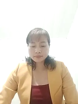 Snapshot of Kiuwi-omao chatting on November 9, 2025, 3:32 pm Kiuwi-omao online show from November 9, 2025, 3:32 pm