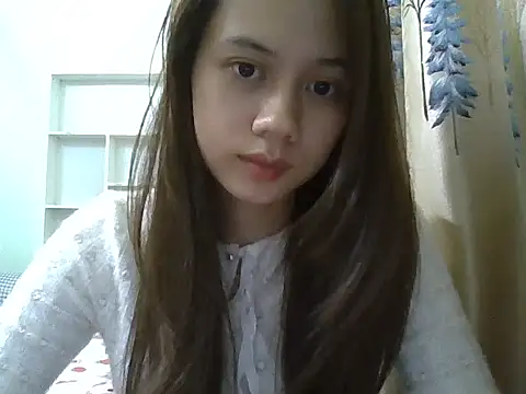 Snapshot of Daisy_pink chatting on November 4, 2025, 2:54 am Daisy pink online show from November 4, 2025, 2:54 am