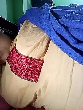 Snapshot of Tina_250 chatting on December 15, 2025, 3:49 pm Tina 250 online show from December 15, 2025, 3:49 pm