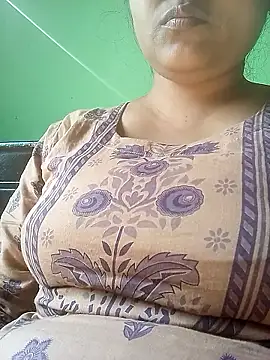 Snapshot of Tina_250 chatting on January 14, 2026, 5:35 am Tina 250 online show from January 14, 2026, 5:35 am