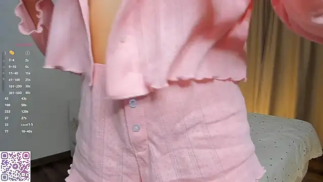 Xo Laura online show from February 2, 2026, 2:54 am