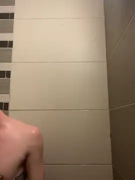 mascboyyy online show from November 5, 2025, 2:00 am