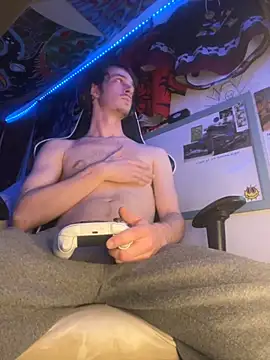 mascboyyy online show from November 26, 2025, 1:28 am