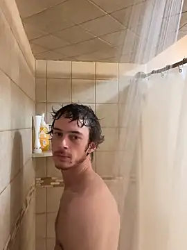 mascboyyy online show from December 3, 2025, 8:51 pm