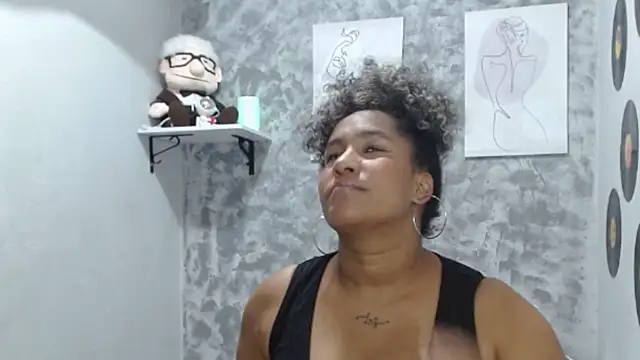 Snapshot of Ambar_foxy chatting on November 7, 2025, 7:36 pm Ambar foxy online show from November 7, 2025, 7:36 pm