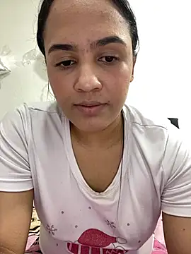 Snapshot of Ivy_08 chatting on August 8, 2026, 12:13 am Ivy 08 online show from August 8, 2026, 12:13 am