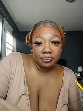 BiancaClarkson online show from November 7, 2025, 5:46 pm