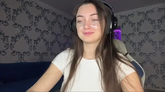 TwotyBright online show from January 10, 2026, 6:04 am